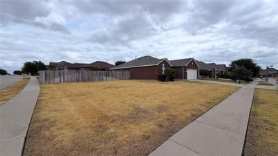 1 Sable Creek Boulevard, Sanger TX 76266 - Photo 2