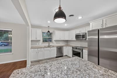 844 Woodcrest Drive, Hurst TX 76053 - Photo 5