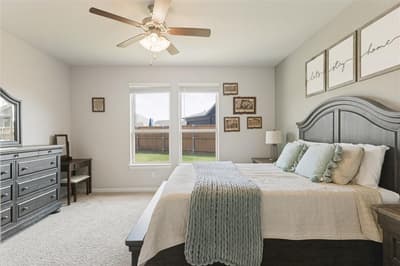 10928 Phelps Way, Fort Worth TX 76244 - Photo 4