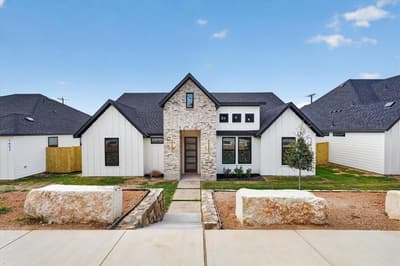 1656 W Wintergreen Road, Lancaster TX 75134 - Photo 2