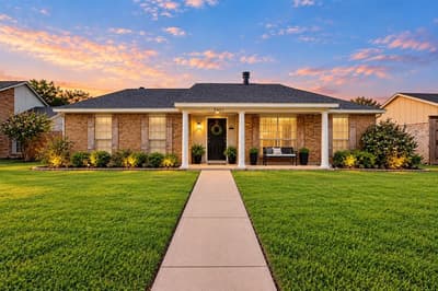 8605 Woodside Drive, Rowlett TX 75088
