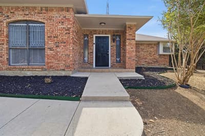1300 Tierra Calle, Carrollton TX 75006 - Photo 2