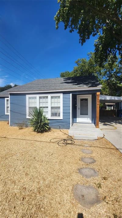 608 W Baldridge Street, Ennis TX 75119