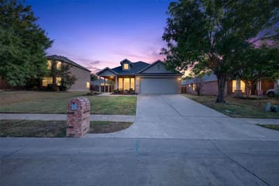122 Coyote Run, Waxahachie TX 75165 - Photo 2