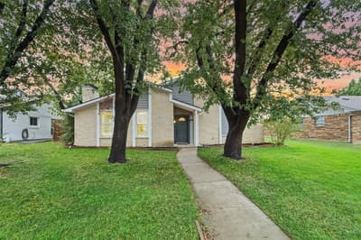 1882 Hillcrest Drive, Lewisville TX 75077