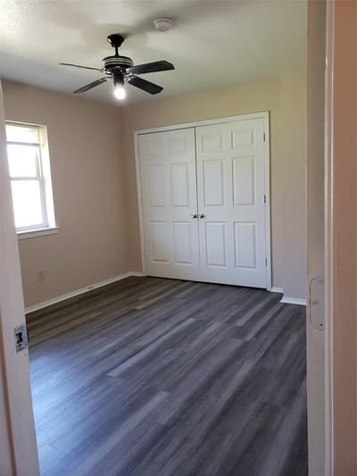 102 Avenue G, Lacy Lakeview TX 76705 - Photo 4