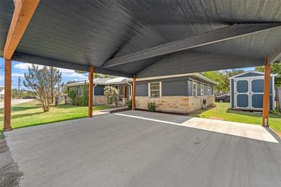 111 N Morgan Street W, Mount Calm TX 76673 - Photo 2