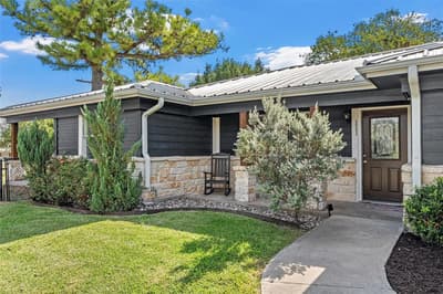 111 N Morgan Street W, Mount Calm TX 76673 - Photo 4