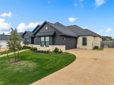 10201 Castleberry Lane, Waco TX 76712 - Photo 2