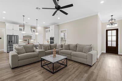10201 Castleberry Lane, Waco TX 76712 - Photo 4
