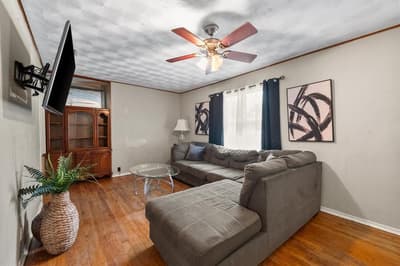 1725 Grace Street, Arlington TX 76010 - Photo 5