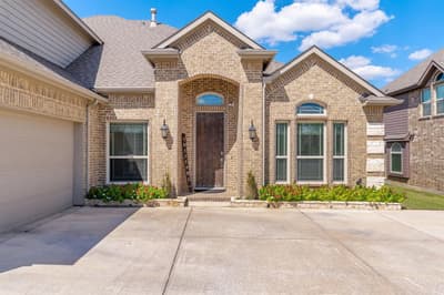 1705 Stags Leap Trail, Kennedale TX 76060 - Photo 2