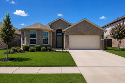221 Oldcastle Way, Fort Worth TX 76052 - Photo 2