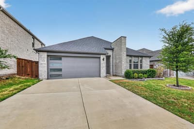 10645 Enchanted Rock Way, Fort Worth TX 76126 - Photo 2