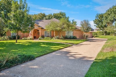 4424 Fair Ridge Drive, Fort Worth TX 76008 - Photo 2
