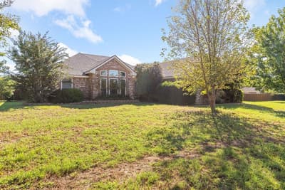 2609 Castle Road, Burleson TX 76028