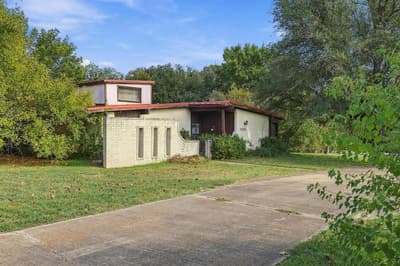 5501 Camino Dos Lagos Drive, Sherman TX 75090