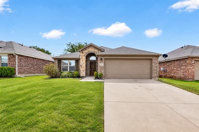 1413 Thibodaux Drive, Greenville TX 75402