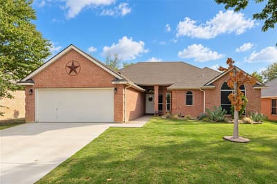 1808 Estates Drive, Mansfield TX 76063 - Photo 2