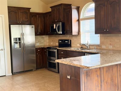1220 Scott Drive, Weatherford TX 76087 - Photo 5