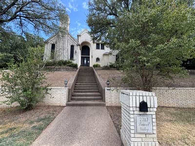 2717 Laurel Valley Lane, Arlington TX 76006