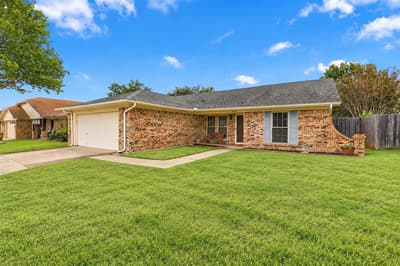 8028 Katie Lane, Watauga TX 76148