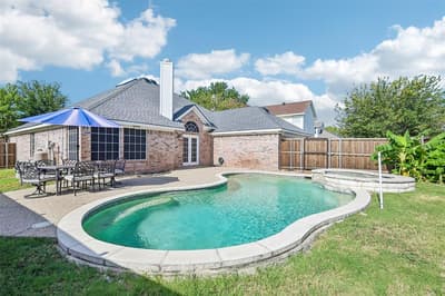 3901 Rolling Hills Drive, Plano TX 75025 - Photo 3