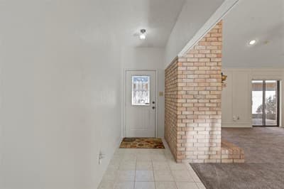 2108 Woodway Drive, Arlington TX 76017 - Photo 5