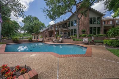 401 Canyon Creek Trail, Fort Worth TX 76112