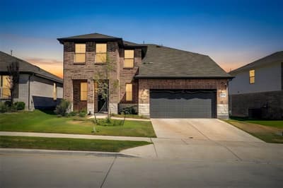 2921 Fox Trail Lane, Fort Worth TX 76108
