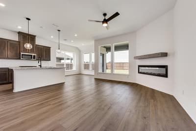 437 Carnero Drive, Granbury TX 76048 - Photo 3