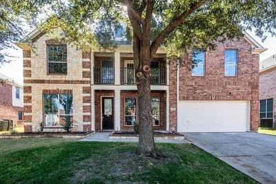 2319 Comanche Trail, Grand Prairie TX 75052