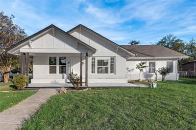 2003 Walnut Street, Greenville TX 75401