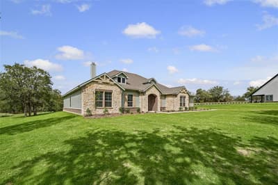 193 Oak Grove Way, Springtown TX 76082 - Photo 3