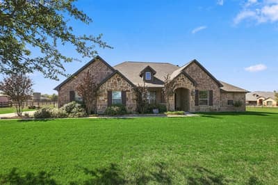 209 Highland Hills Boulevard, Decatur TX 76234