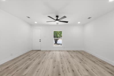 5101 Miller Avenue, Fort Worth TX 76119 - Photo 2