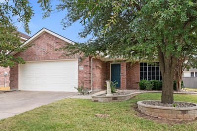 1109 Nighthawk Road, Fort Worth TX 76108