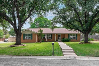 1611 16th Street, Brownwood TX 76801
