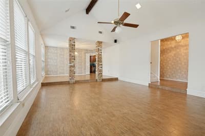 5725 Trails Edge Court, Arlington TX 76017 - Photo 5