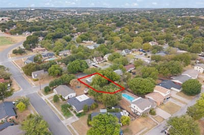 508 NW Newton Drive, Burleson TX 76028 - Photo 5