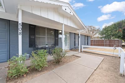 508 NW Newton Drive, Burleson TX 76028 - Photo 4