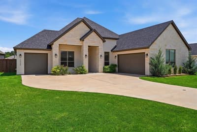 1525 Blue Lake Drive, Burleson TX 76058 - Photo 2