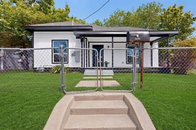 1612 Jones Street, Greenville TX 75401 - Photo 4
