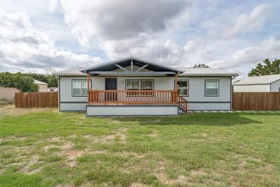 131 Lipan Trail, Weatherford TX 76087
