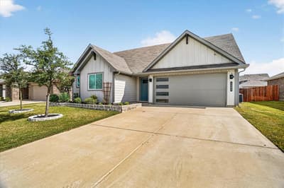1504 Battery Park Drive, Alvarado TX 76009 - Photo 3
