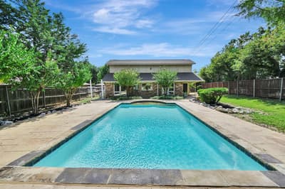 2101 Holt Road, Arlington TX 76006 - Photo 2
