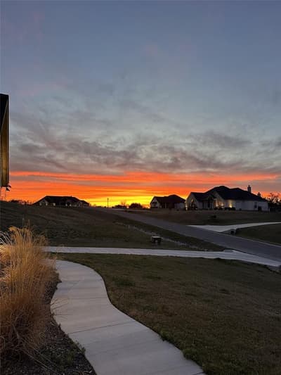 404 Oak Meadow Lane, Weatherford TX 76085 - Photo 2