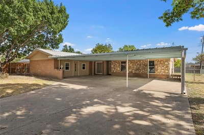131 Ronwood, Woodway TX 76712 - Photo 4