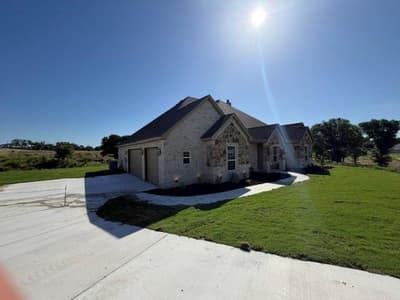 1043 Deer Island Court, Azle TX 76020 - Photo 2