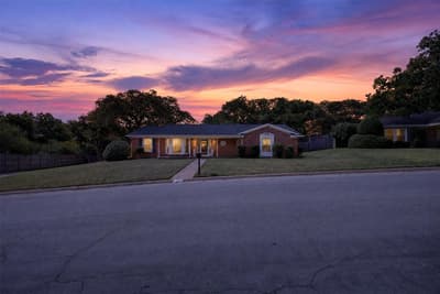 6109 Price Drive, North Richland Hills TX 76180